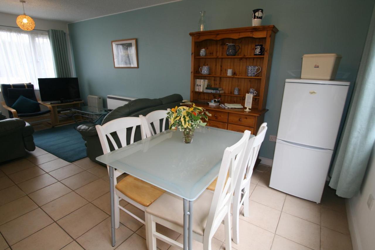 Freshwater Bay Holiday Cottages Πέμπροκ Εξωτερικό φωτογραφία